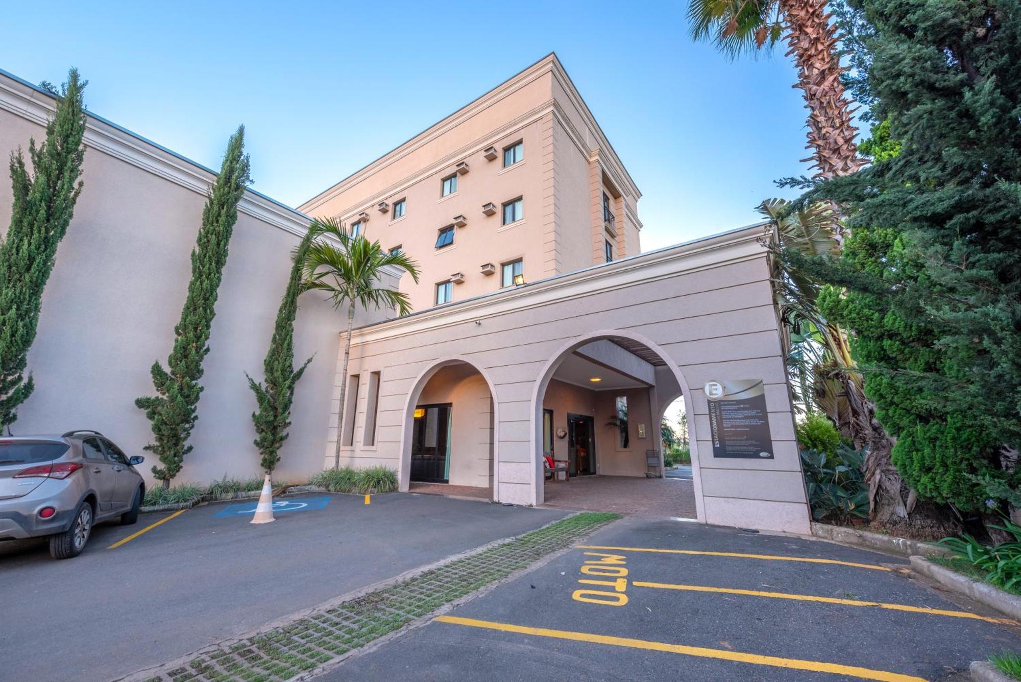 Class Hotel Алфенас Экстерьер фото
