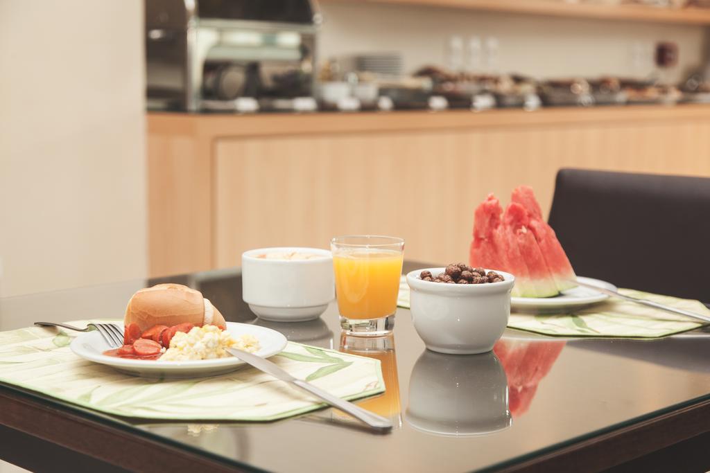 Class Hotel Алфенас Экстерьер фото