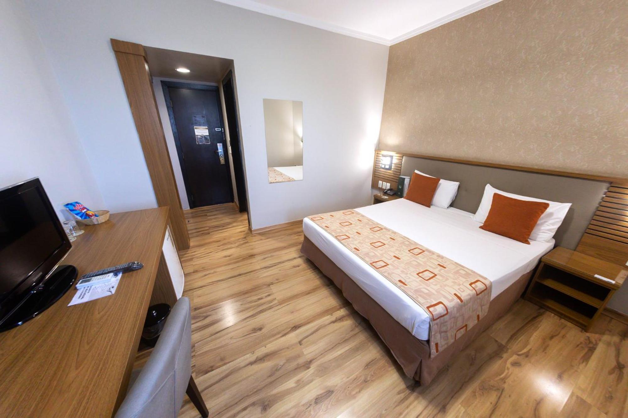Class Hotel Алфенас Экстерьер фото