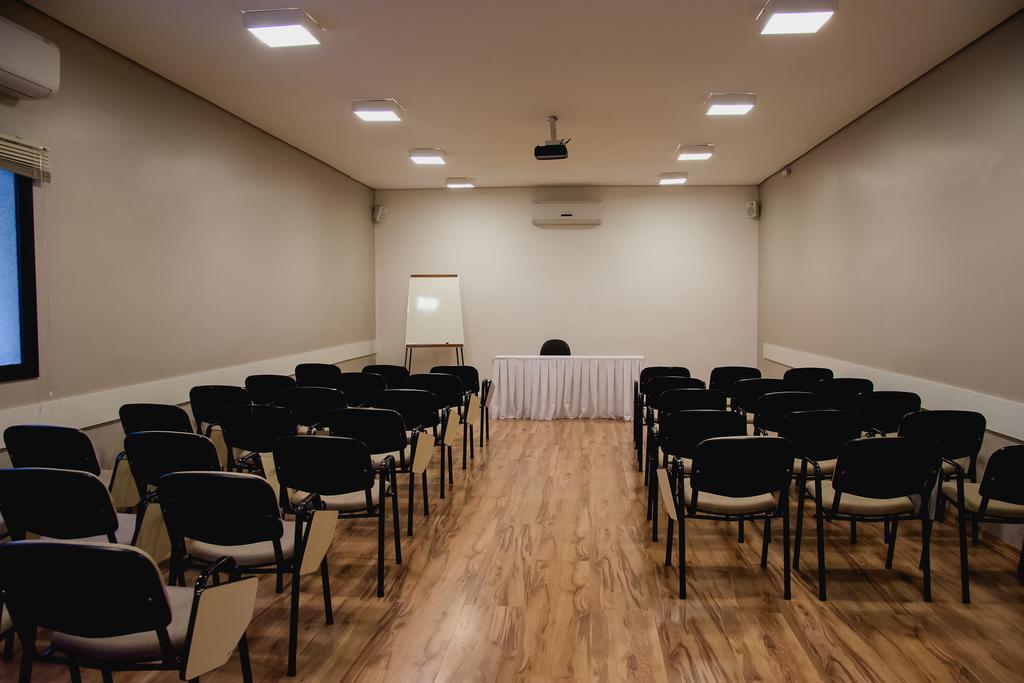 Class Hotel Алфенас Экстерьер фото